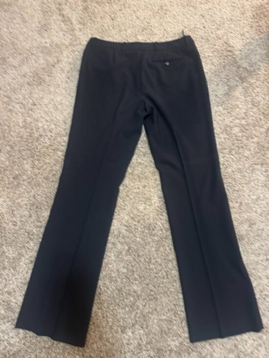 Calvin Klein Pants - Black Calvin Klein Pants Modern Fit (Size 6)